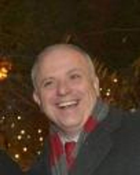 Phil Santora Headshot