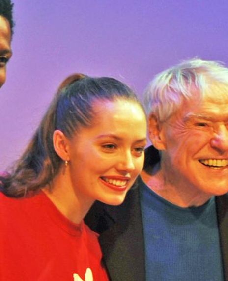 Teresa Reichlen Headshot