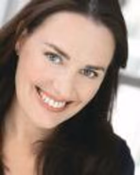 Victoria Bundonis Headshot