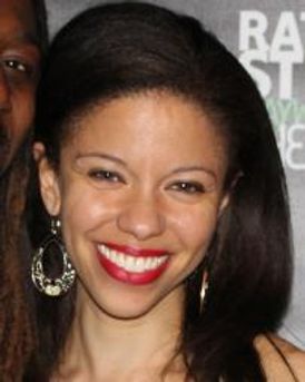 Flor De Liz Perez Headshot