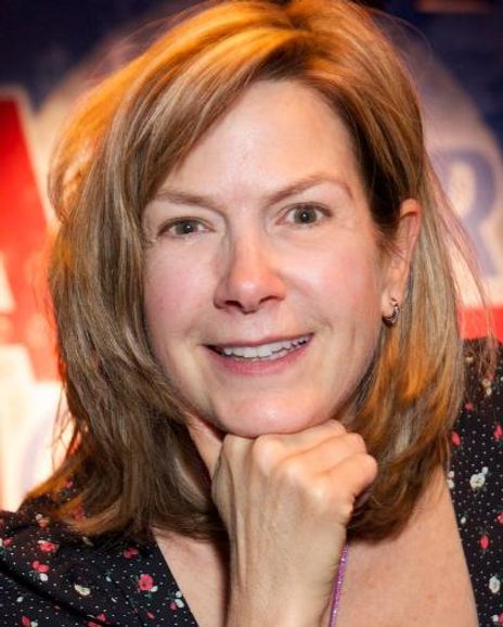 Penny Smith Headshot