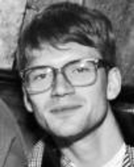 Tom Guinness Headshot