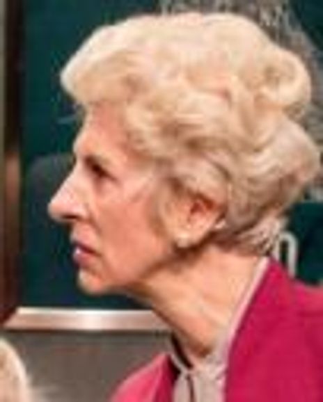 Lorraine Freund Headshot