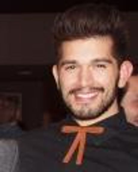 Estevan Valdez Headshot