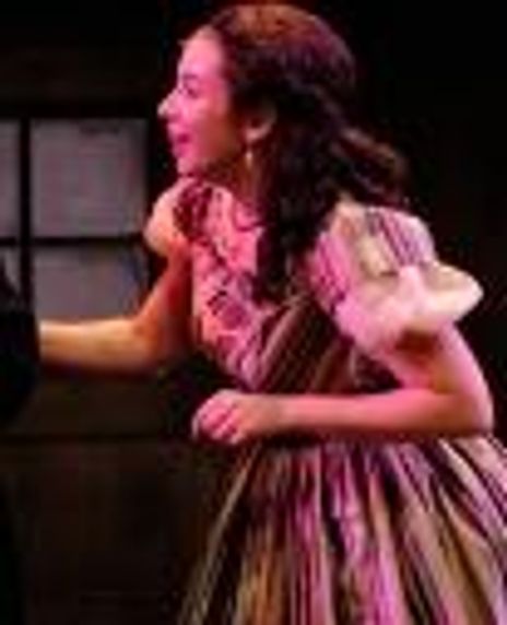 Elisa LeBreton Headshot