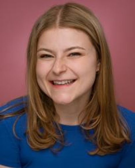 Caitlyn Freeman Headshot