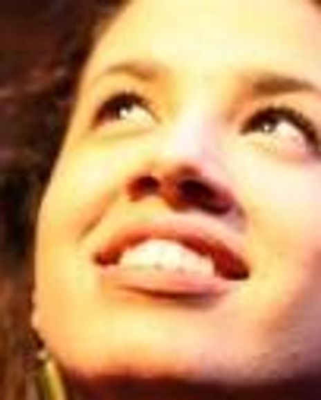 Carisa Gonzalez-Sambolin Headshot