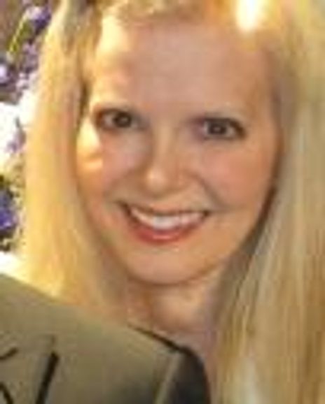 Diane Weinberg Headshot