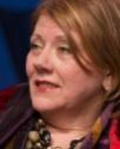 Lynne McCoullough Headshot