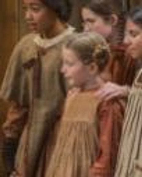 Riley Halpern Headshot