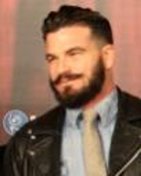 Valero Rioja Headshot