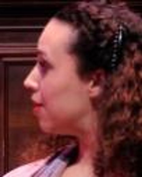 Shelley Fort Headshot