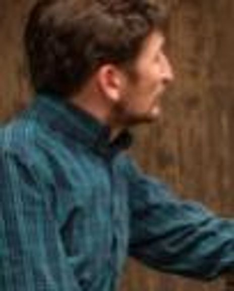 Tyler Ravelson Headshot