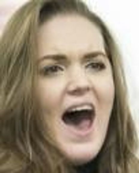 Neala Barron Headshot