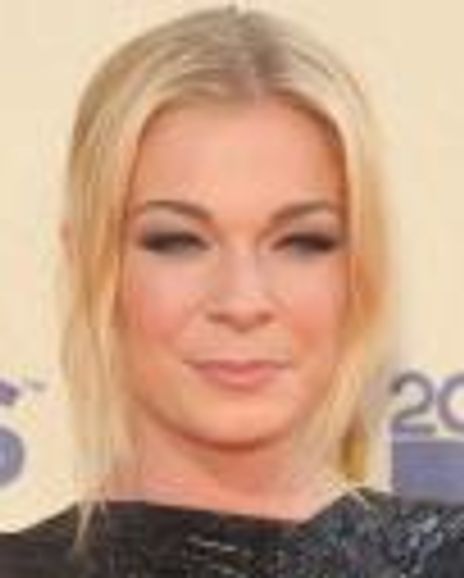 LeAnn Rimes Headshot