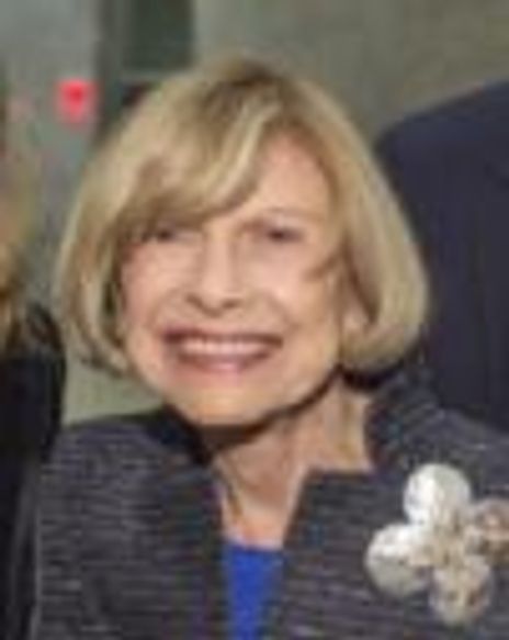 Charlotte Schlosberg Headshot