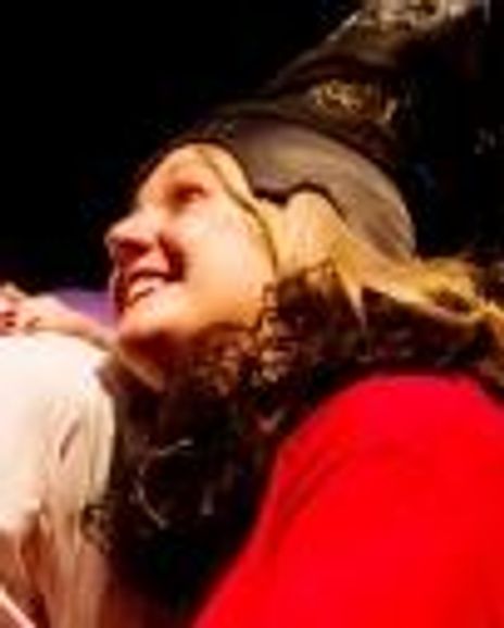 Kate Harris Headshot