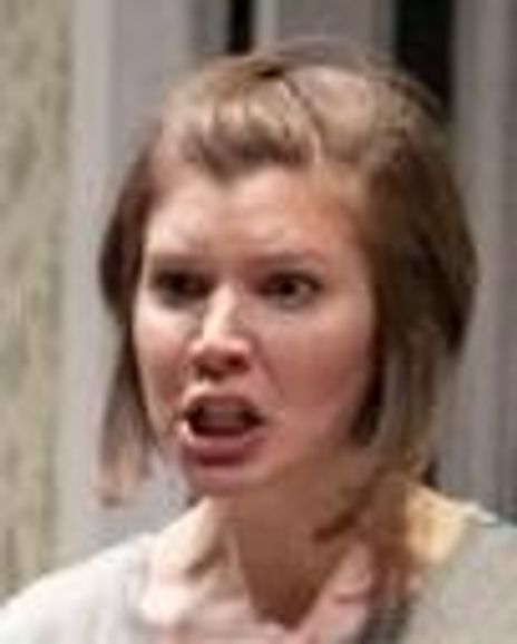 Lauren Fisher Headshot