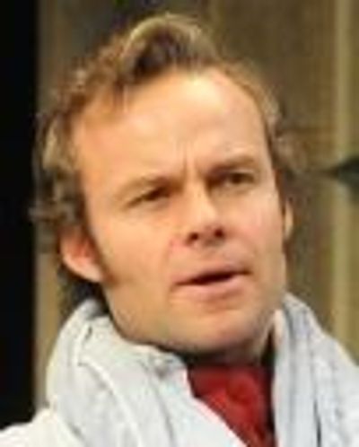 Jamie Glover Headshot