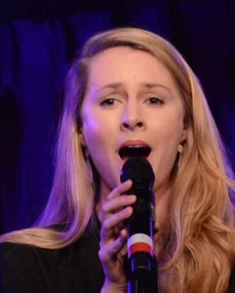 Christine Cornish Headshot