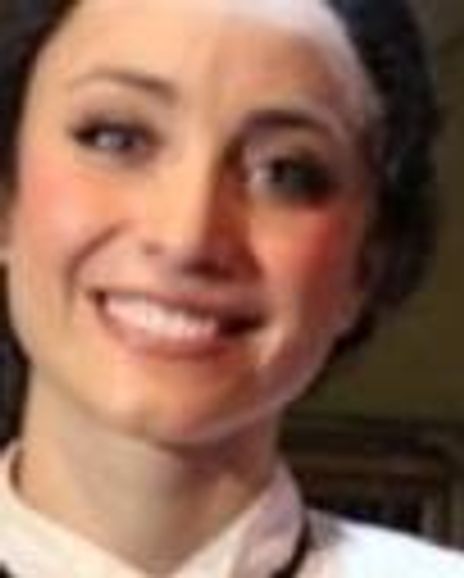 Aurora Florence Headshot