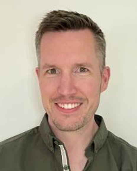 Adam Fisher Headshot
