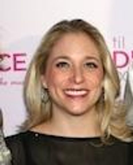 Dana Eilson Headshot