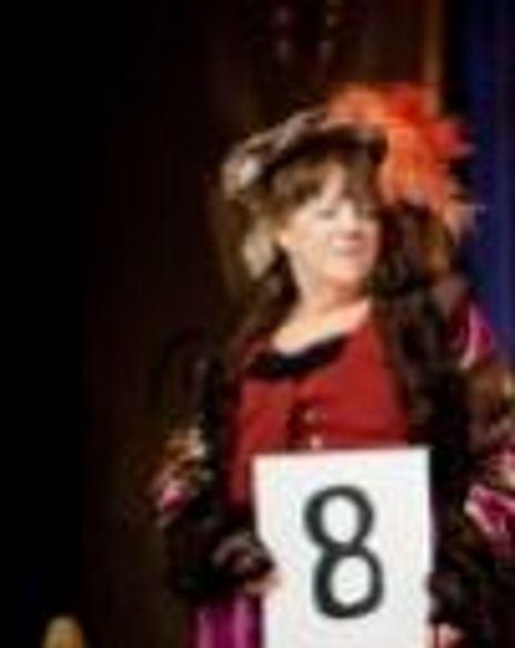 Elaine Helmrich Headshot