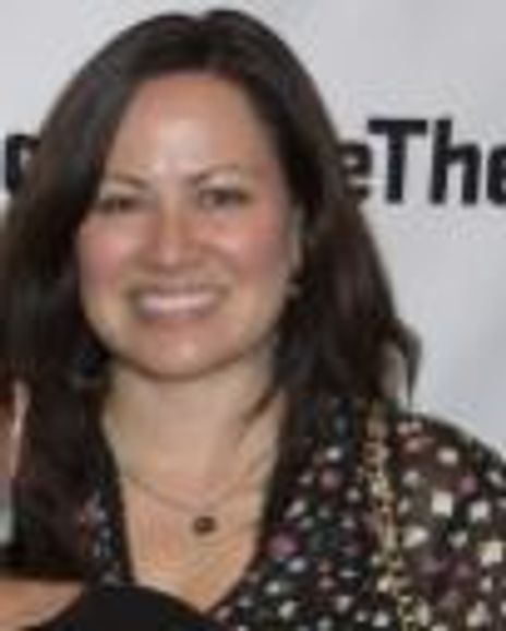 Shannon Lee Headshot