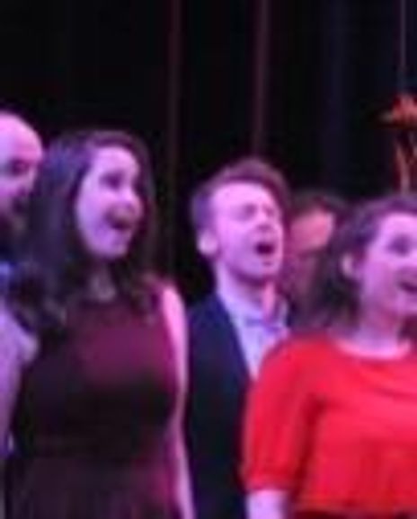 Paula Buresh Headshot