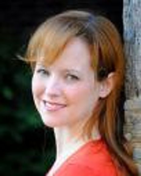 Lauren Stanford Headshot