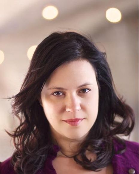 Glory Kadigan Headshot