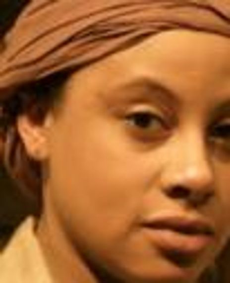 Elena Flory-Barnes Headshot