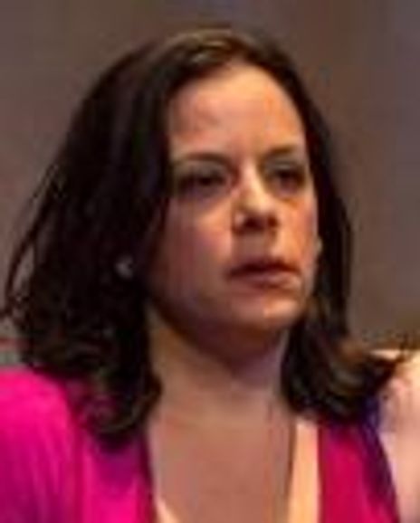 Elizabeth Birnkrant Headshot