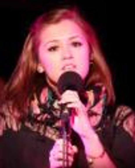 Allison Grace Bradbury Headshot