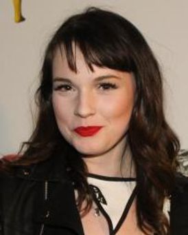 Cait Fairbanks Headshot