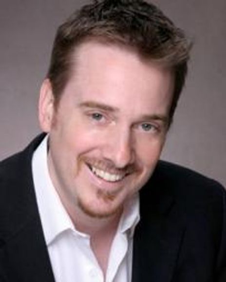 Kevin Grace Headshot