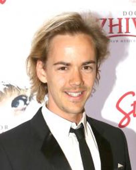 Anton Zetterholm Headshot