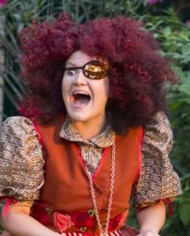 Josie Brightwell Headshot