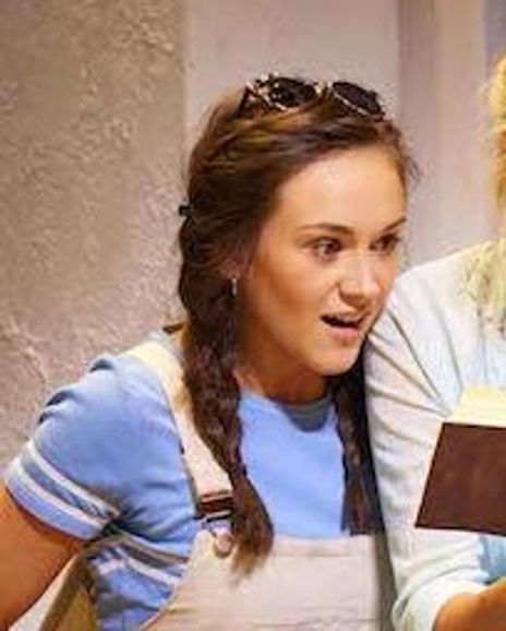 Harriet Bunton Headshot