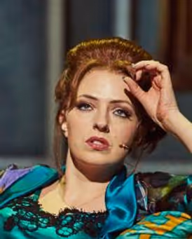 Sharon Sexton Headshot