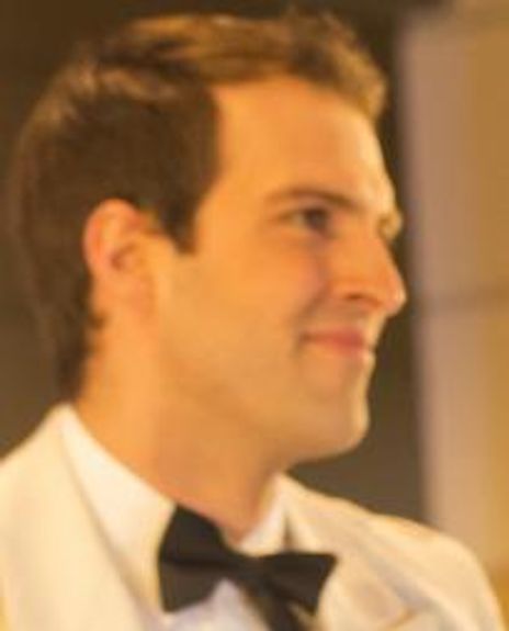 Javier Santos Headshot