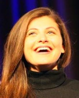 Katie Bernstein Headshot