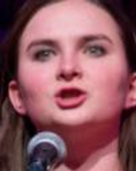 Sara Glancy Headshot