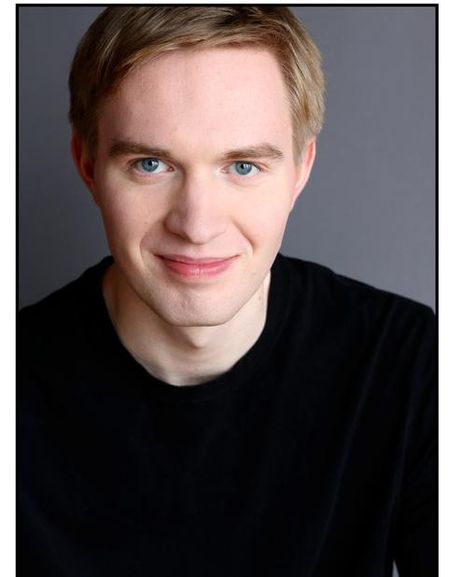 Ethan Carlson Headshot
