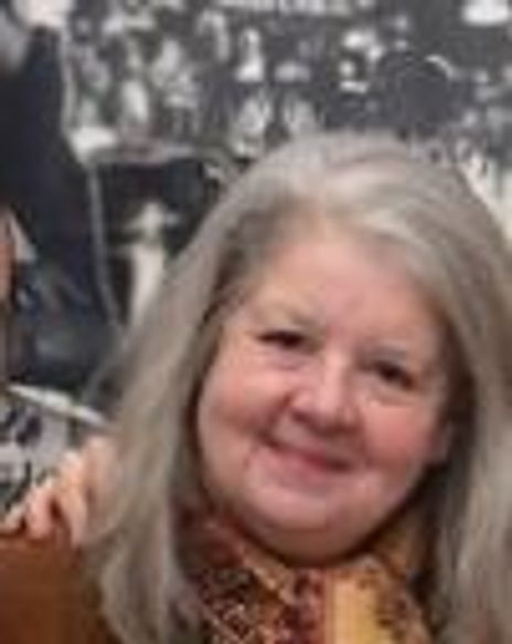 Beverly Petty Headshot