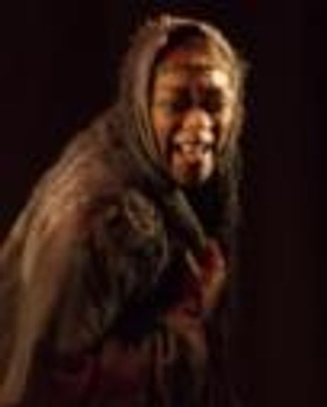 Karen Robinson Headshot