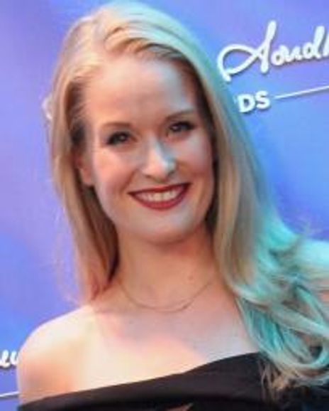 Lauren Sprague Headshot