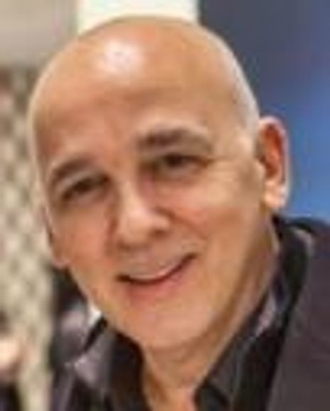 Warren Christopher Headshot