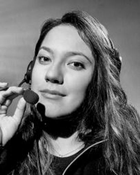 Nicole Kuker Headshot